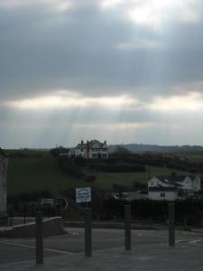 485327_585783105855_560598203_n